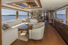 Ocean Alexander 100 Skylounge Yacht “Lanikai” For Sale