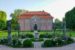 Off Market House of Wedderkop Located In Steinhorst Germany