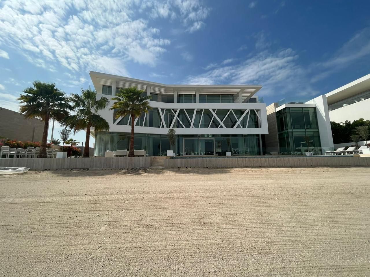 Exclusive Off-Market Mega Mansion With Spectacular Full Views Of Royal Atlantis Dubai